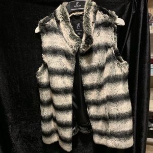 SOLD - SUPER SOFT Rachel Zoe Faux Fur Vest